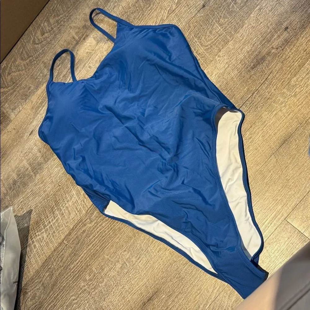 Sz XL One piece Blue swimsuit hygiene liner in place, no tags, no brand